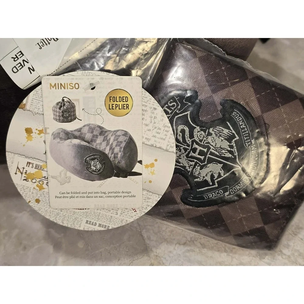 Miniso Harry Potter‎ Hogwarts Travel Neck Pillow NWT Cozy Wizard 🪄✈️✨